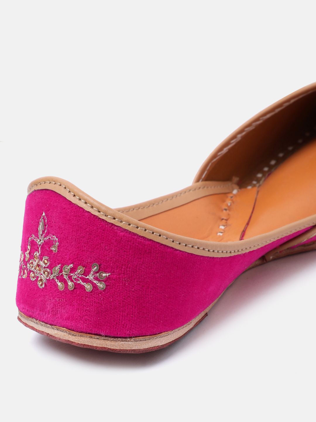House of Pataudi Women Floral Embroidered Leather Mojaris