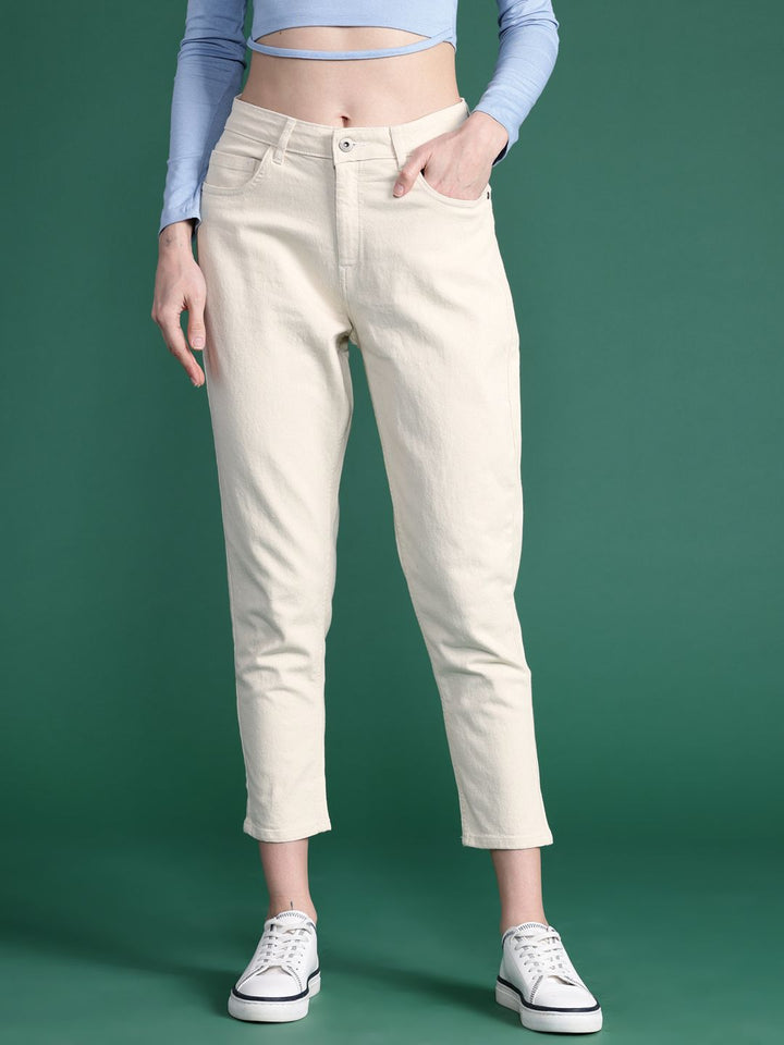 DressBerry Women Mom Fit Stretchable Jeans