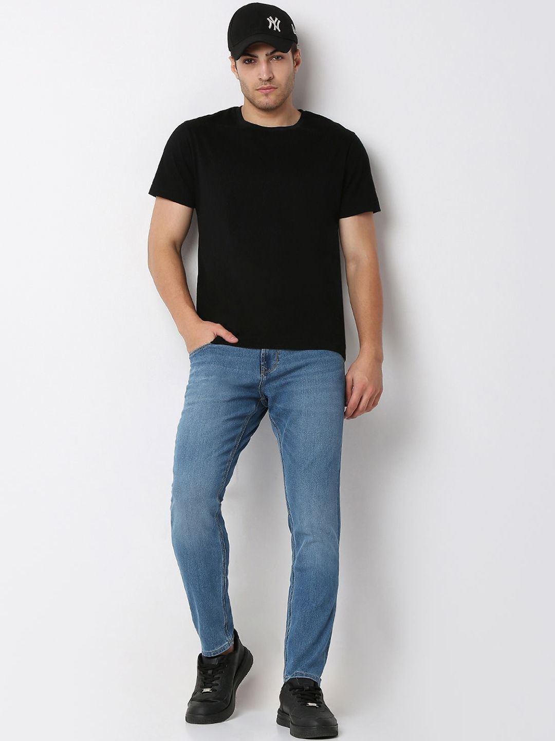 SPYKAR Men Slim Fit Light Fade Stretchable Jeans