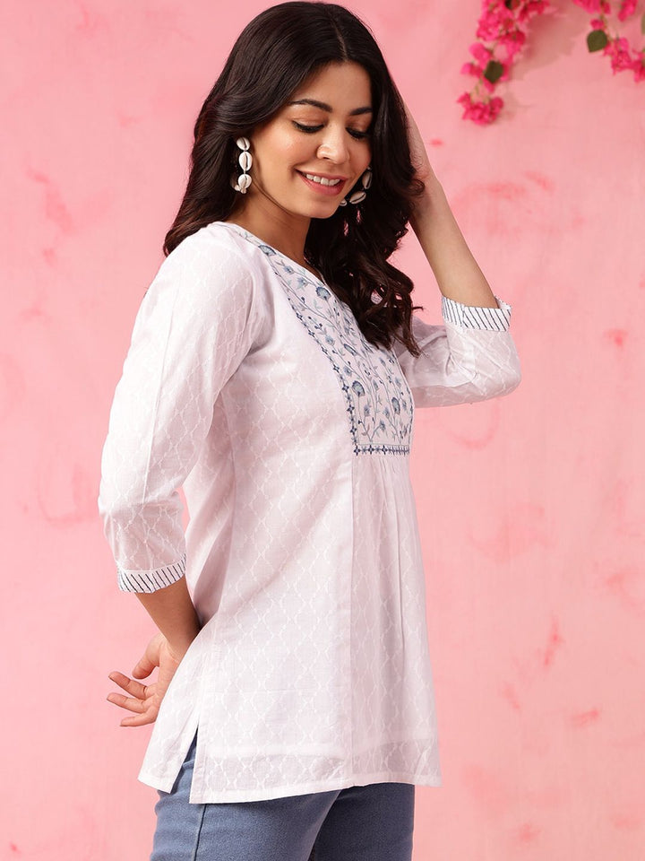 Anouk Floral Embroidered V-Neck Pure Cotton Straight Short Kurti