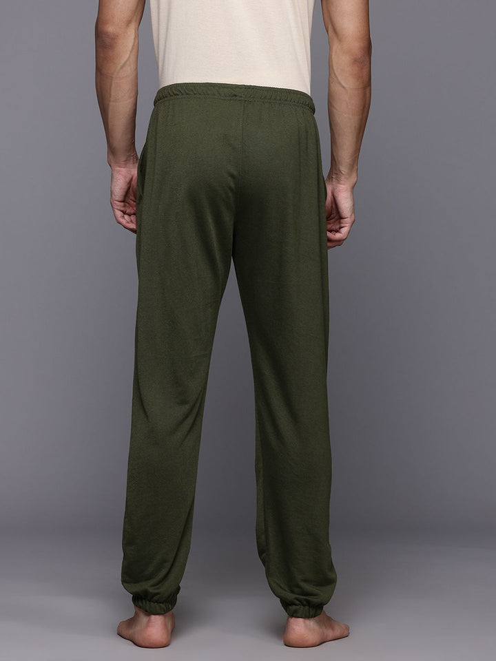HRX by Hrithik Roshan Men Mid Rise Printed Yoga Joggers