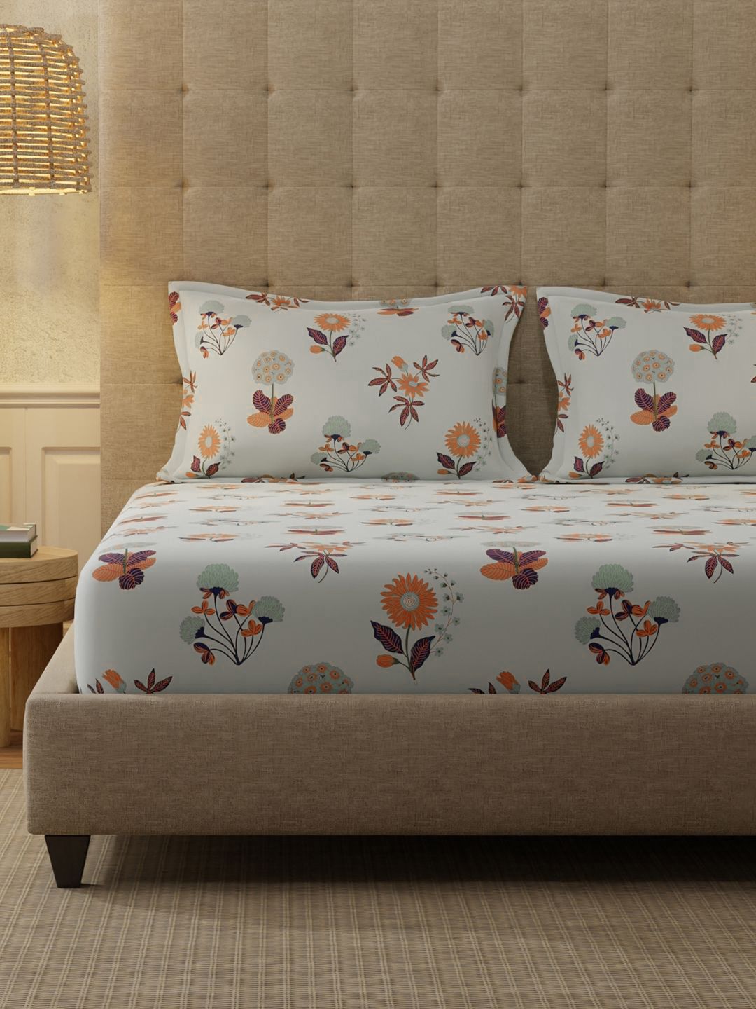 URBAN SPACE Grey Radiance Grey 200 TC Floral Queen Bedsheet