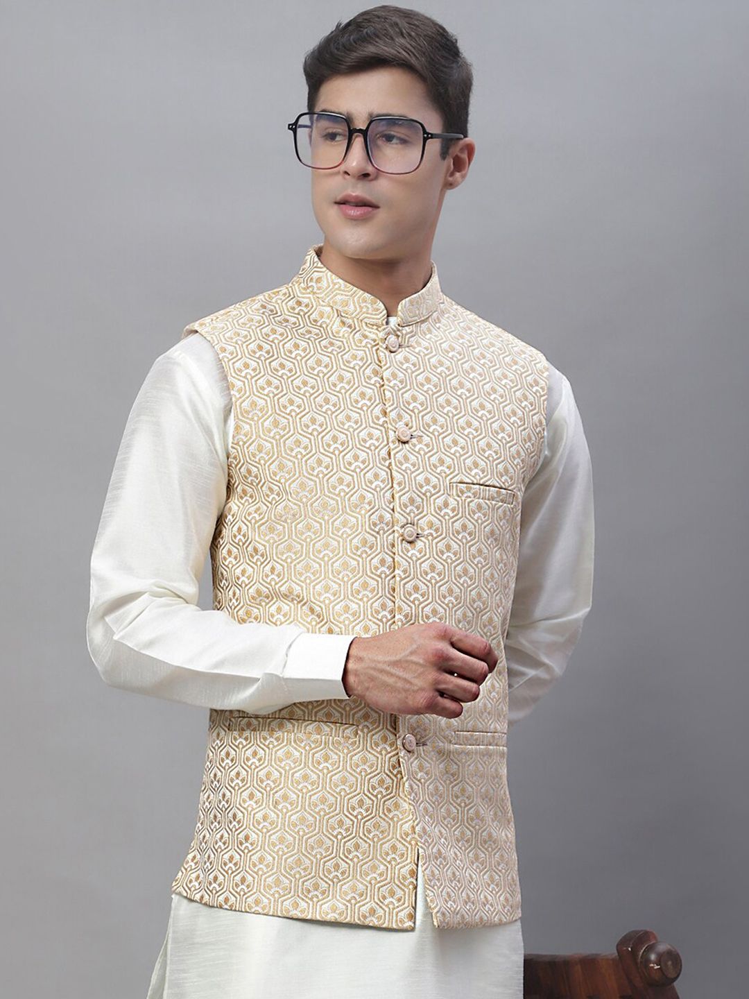 Anouk Men Woven Design Satin Jackets