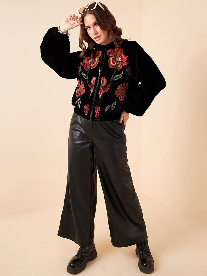 Antheaa Black Floral Collar Collar Collar Velvet Jacket yang disesuaikan