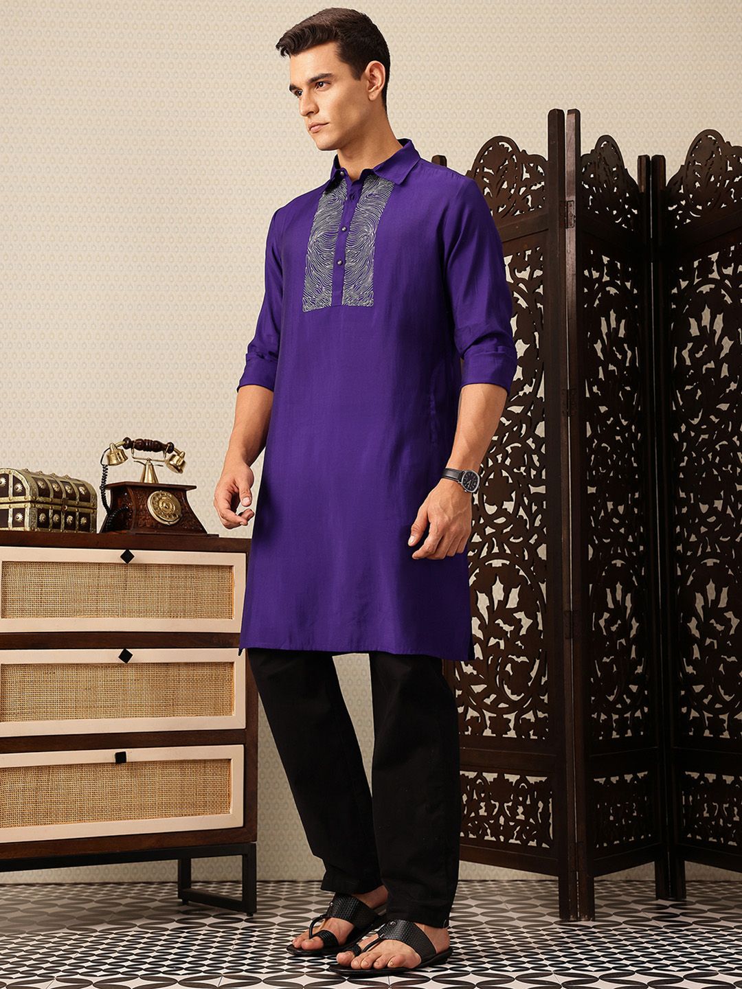 House of Pataudi Yoke Design Thread Work Rozana Kurta
