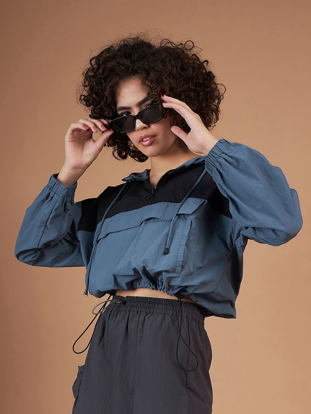 SASSAFRAS Colourblocked Crop Parachute Sweatshirt