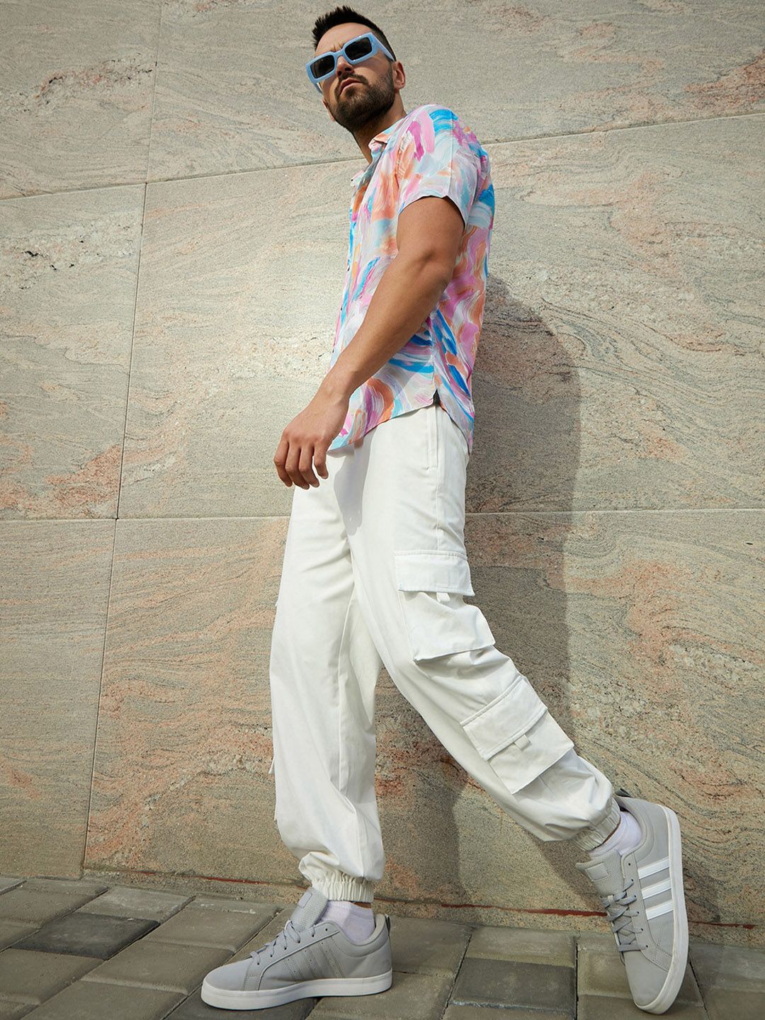 Campus Sutra Men Relaxed Loose Fit Easy Wash Joggers Trousers