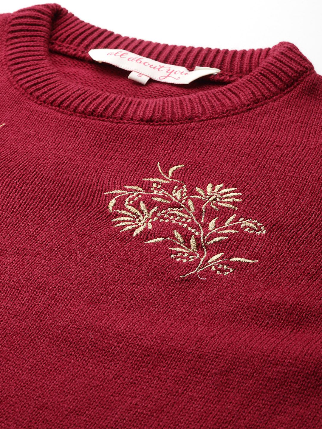 all about you Embroidered Acrylic Crop Pullover