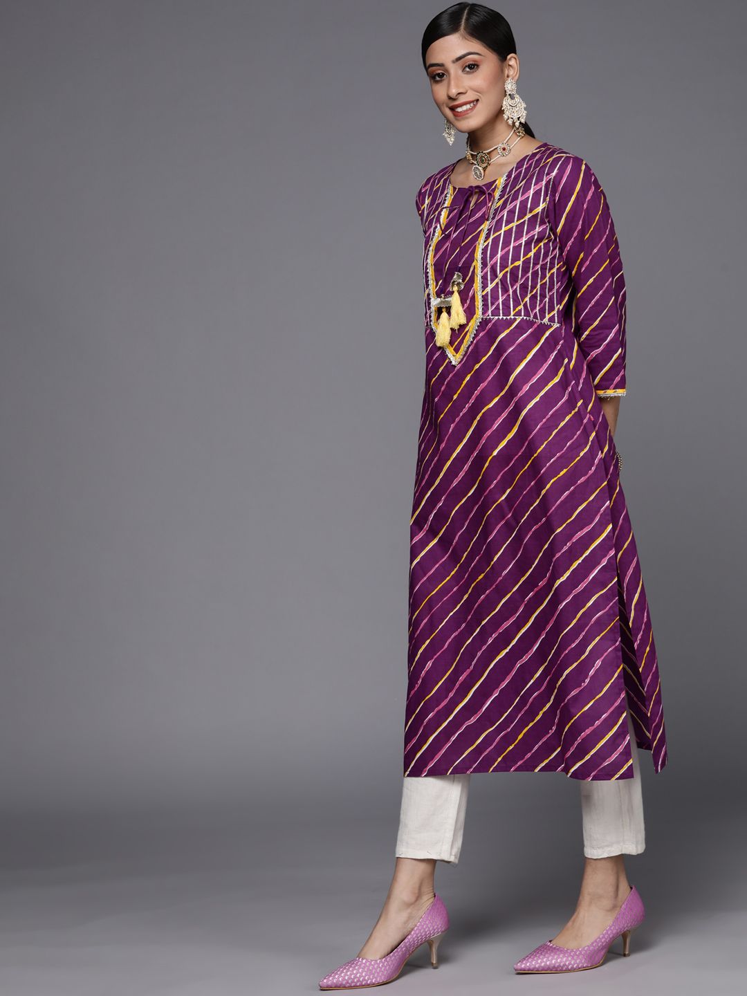 Varanga Women Purple & Yellow Leheriya Printed Gotta Patti Kurta