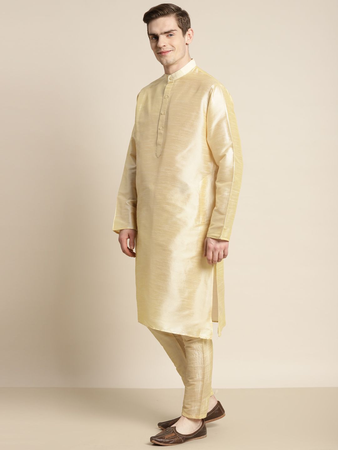 SOJANYA Men Solid Kurta with Churidar & Embroidered Nehru Jacket