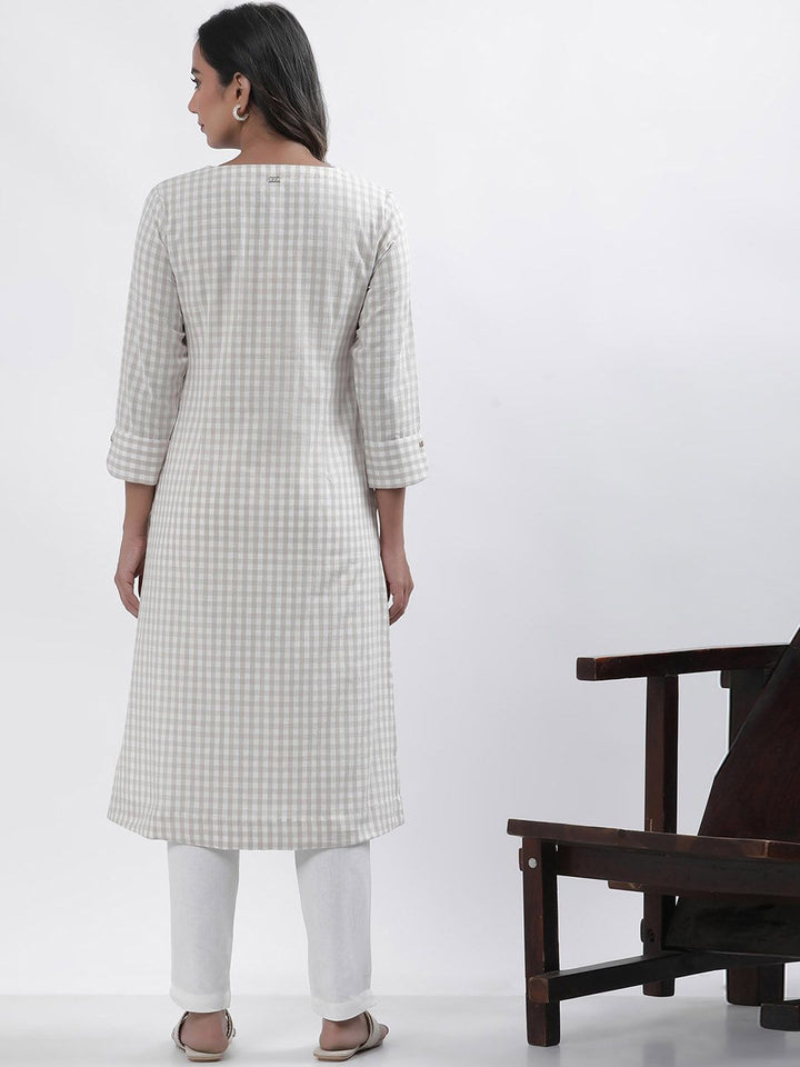 W Women Checked Thread Work A-Line Kurta