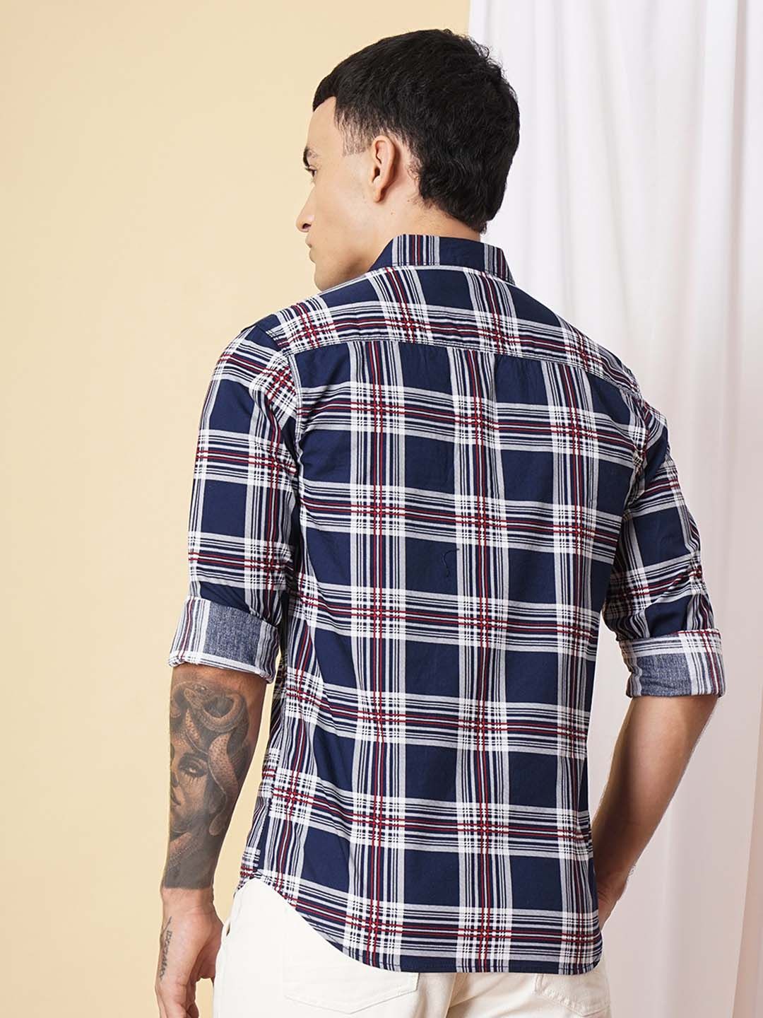 The Indian Garage Co Men Navy Blue & White Slim Fit Tartan Checks Checked Casual Shirt
