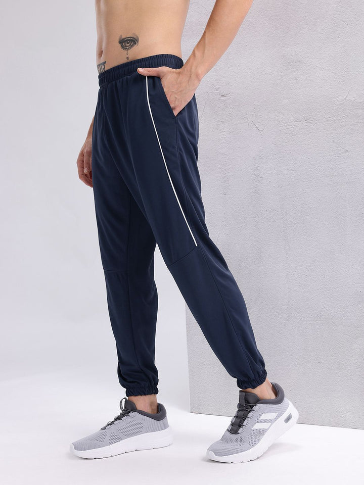 HRX by Hrithik Roshan Men Rapid-Dry Cargo Style Training Joggers