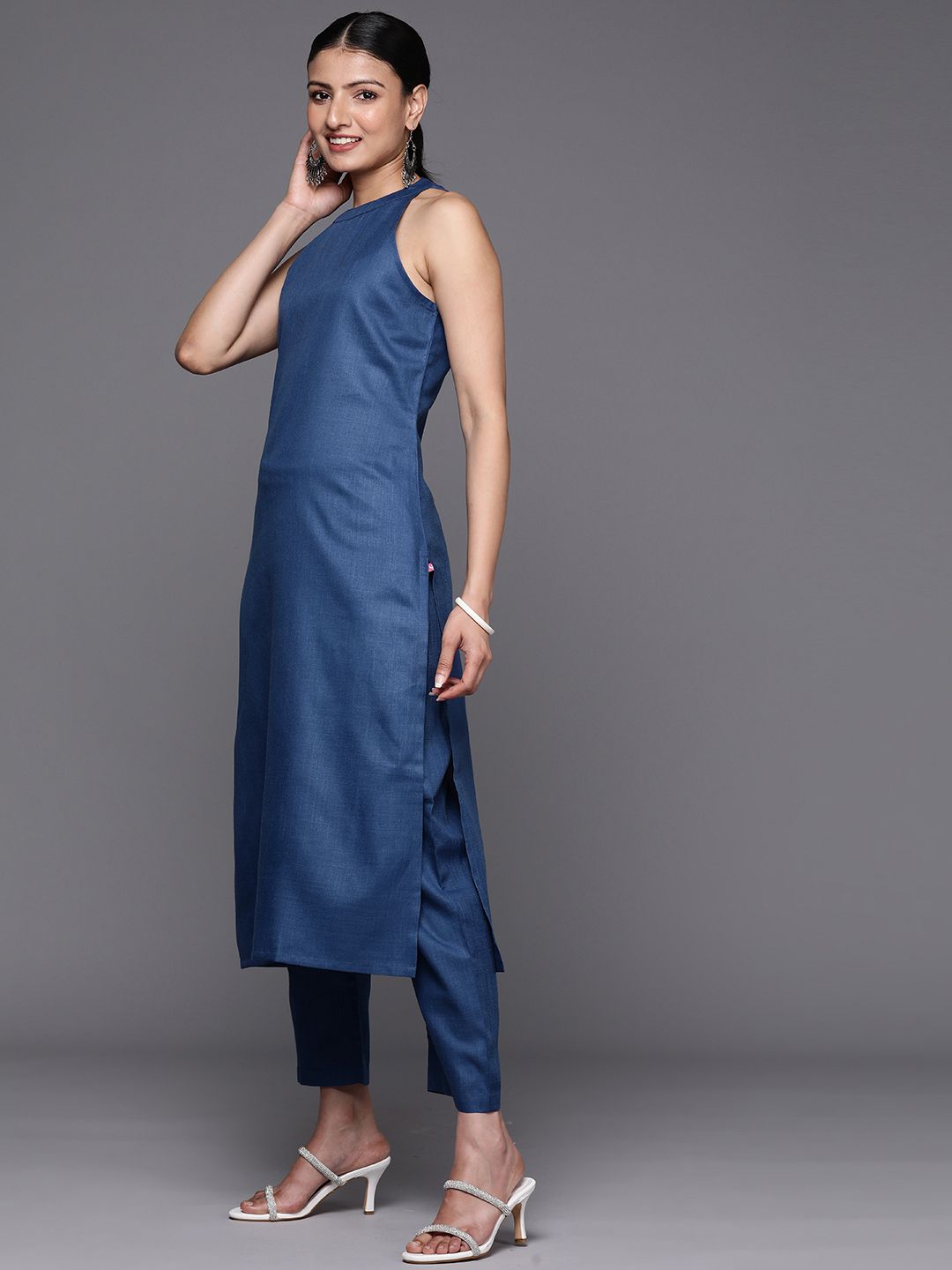Varanga Blue Sleeveless Halter Neck Straight Kurta with Trouser & Bandhani Printed Dupatta