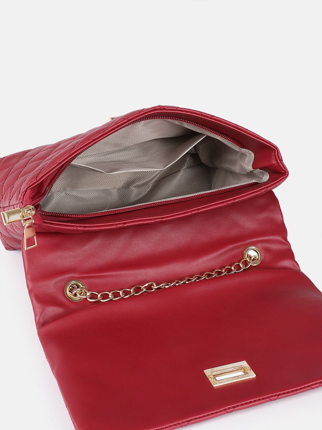 DressBerry Quilted Shoulder Bag with Chain Strap
