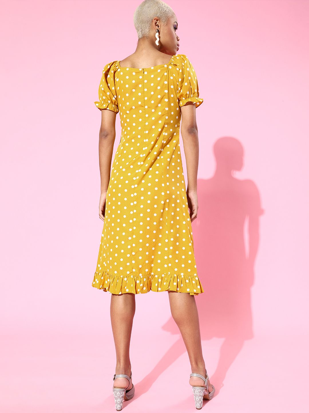 Berrylush Women Bright Yellow Polka Dots Sweetheart Neck Dress