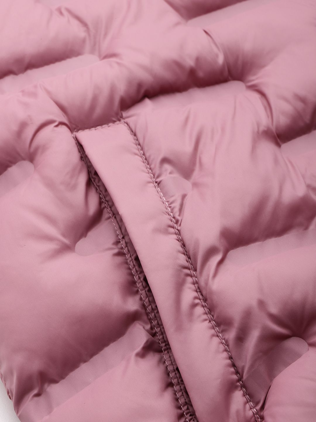 DressBerry Solid Embossed Mock Collar Puffer Jacket