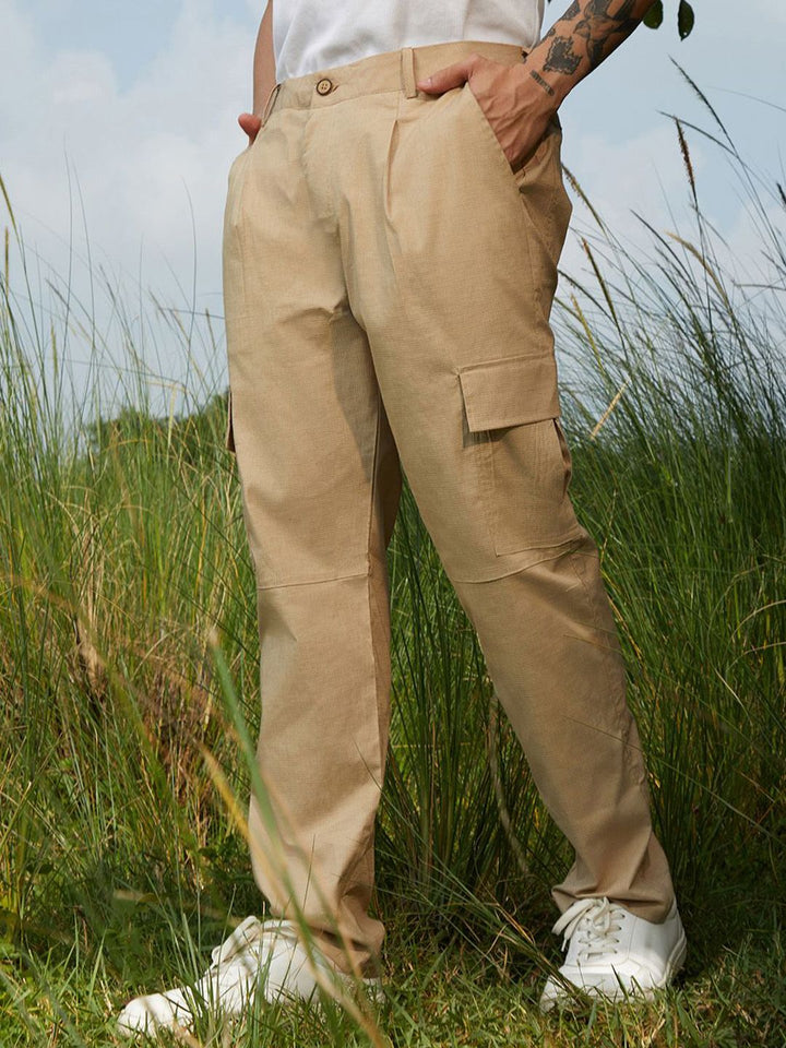 Campus Sutra Men Comfort Cargos Trousers