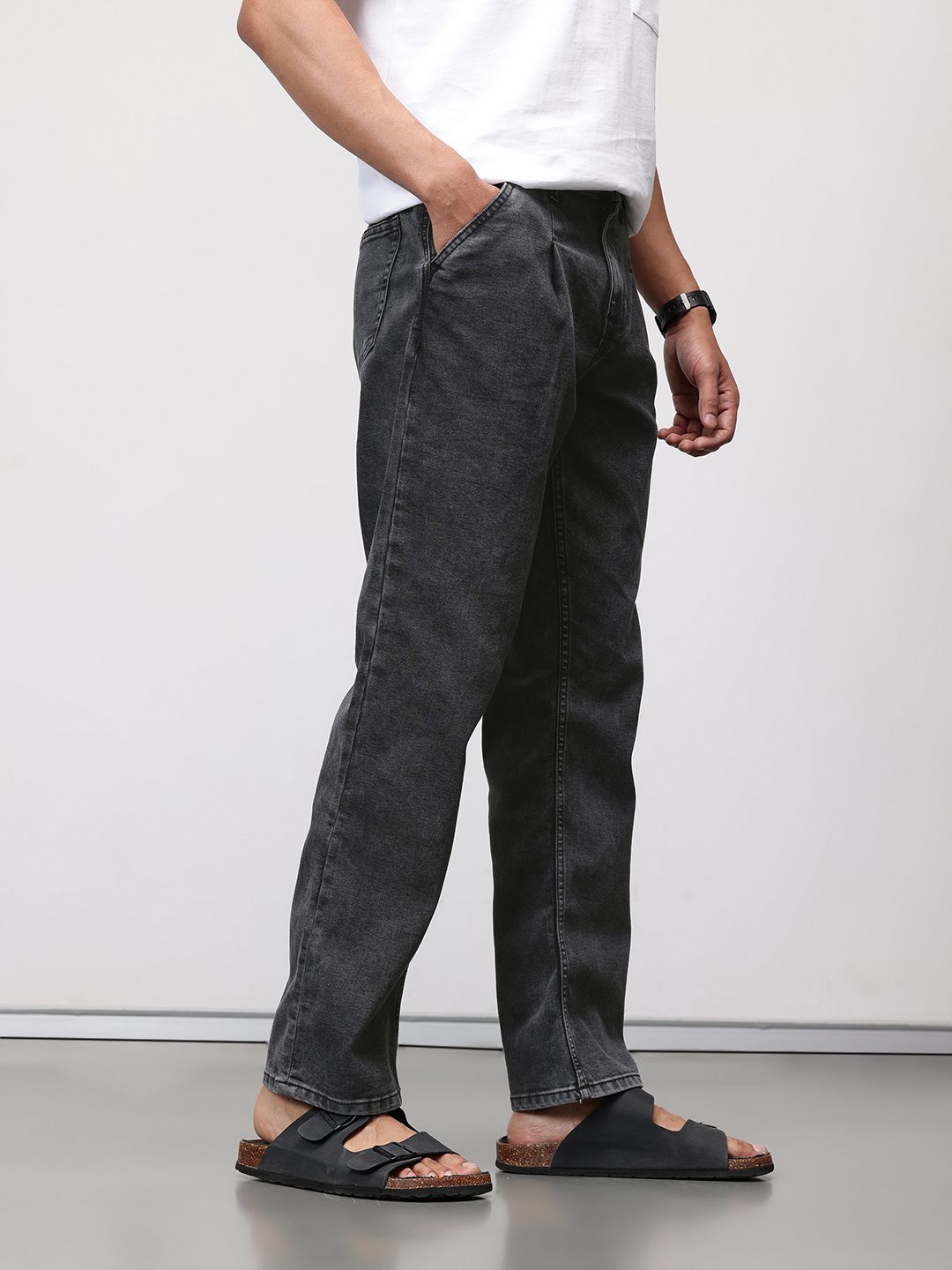ether Grower Men Comfort Fit Mid-Rise Light Fade Stretchable Jeans