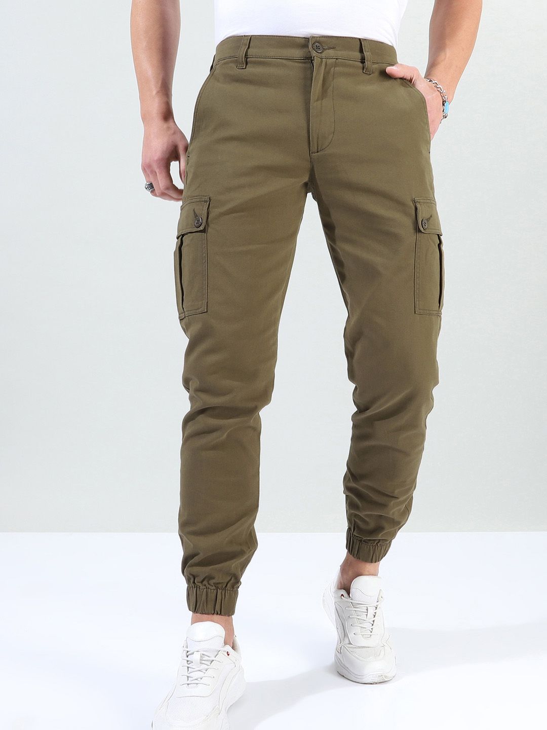 The Indian Garage Co Men Slim Fit Solid Cargos Joggers