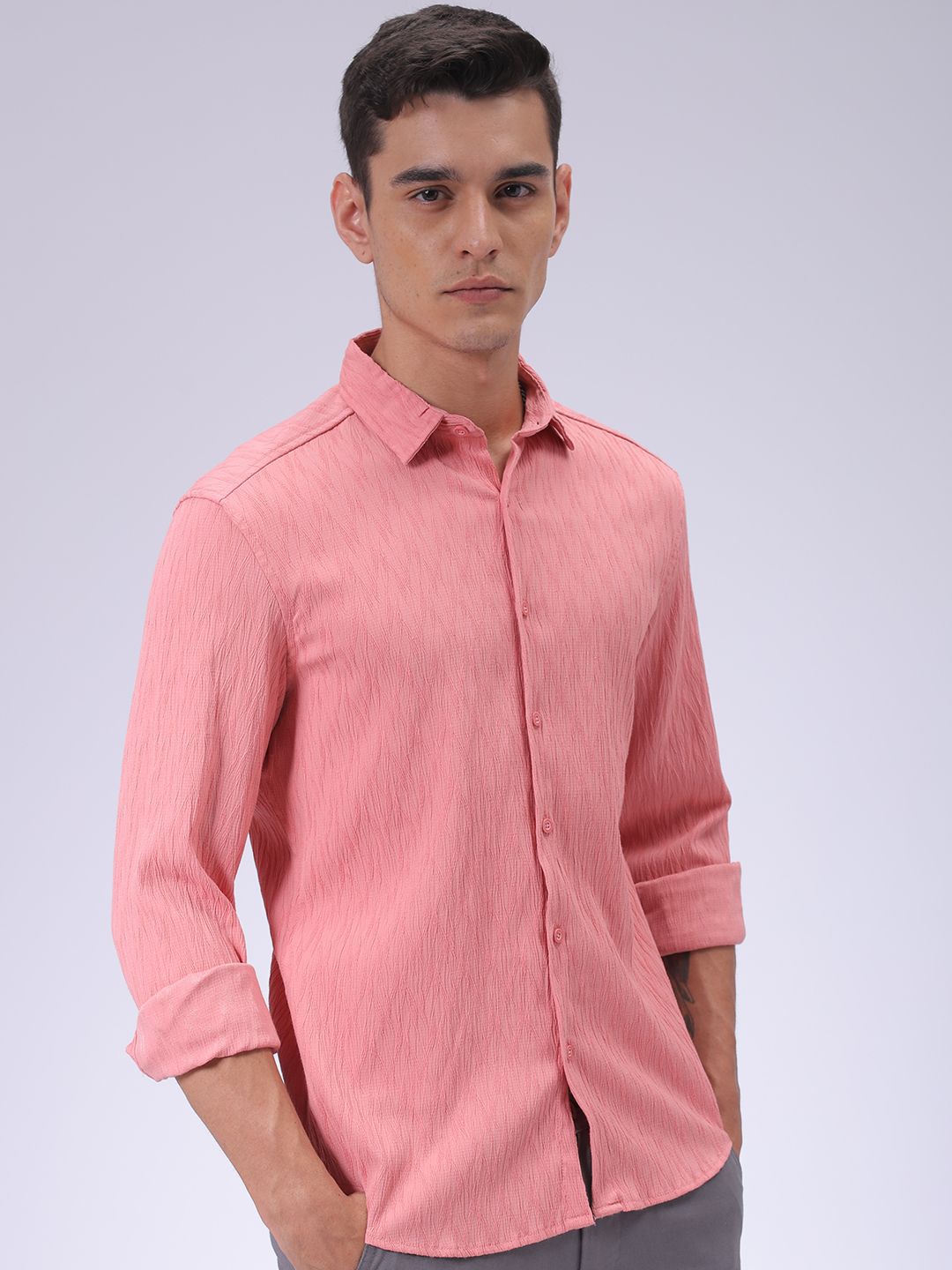 The Indian Garage Co Men Slim Fit Textured Jacquard Resortwear Shirt