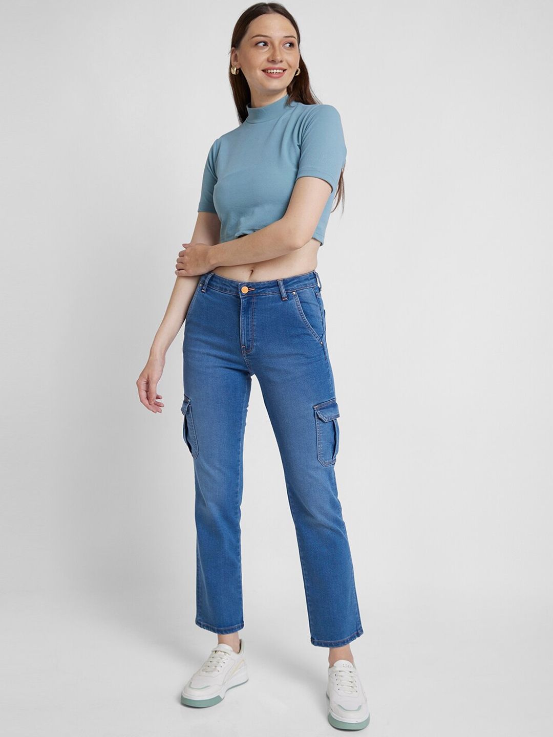 SPYKAR Women Straight Fit Light Fade Clean Look Stretchable Cargo Jeans