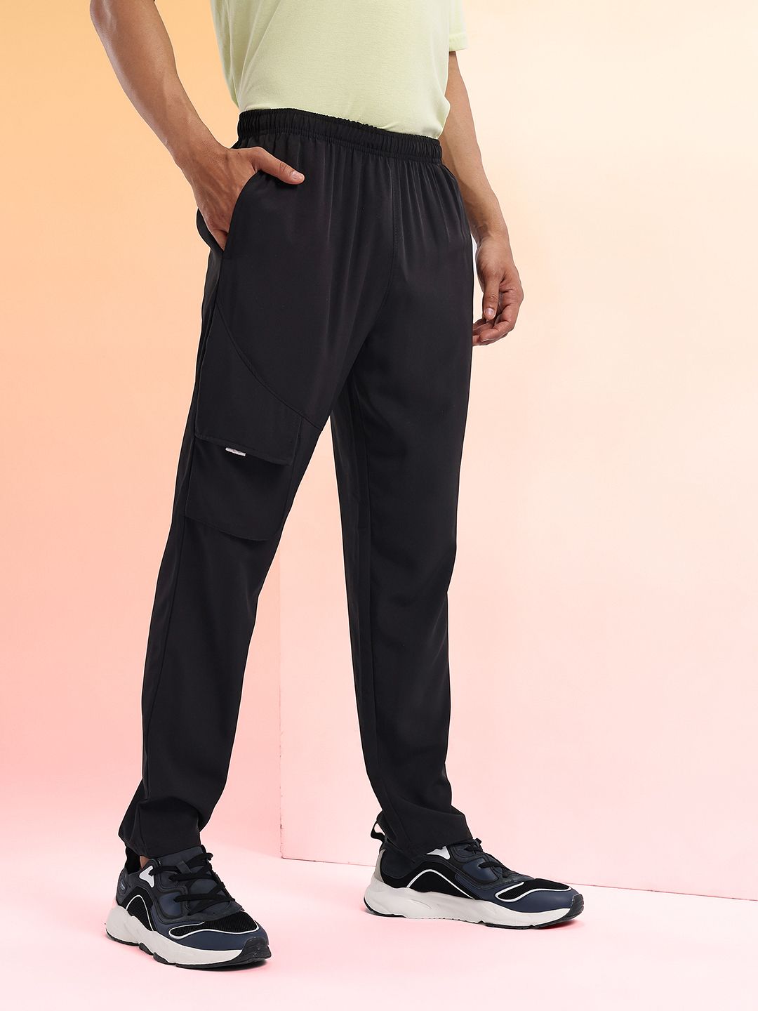 HRX by Hrithik Roshan Men Mid-Rise Lifestyle Cargos