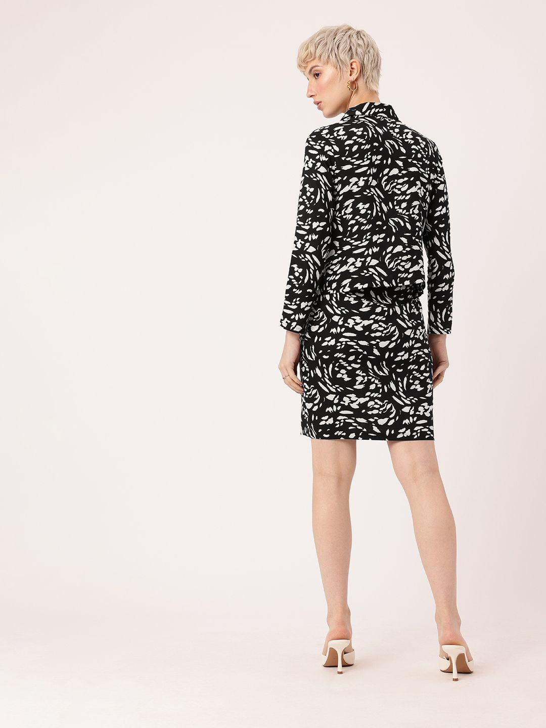 Dressberry Raw Monochromatic Abstract Printed Shirt & Skirt Co-Ords