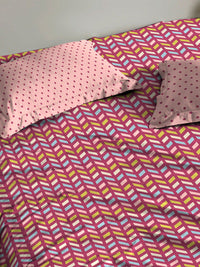 MYTRIDENT Party Mood Pink Urban Comfort Flat 144TC Queen Cotton Bedsheet Set