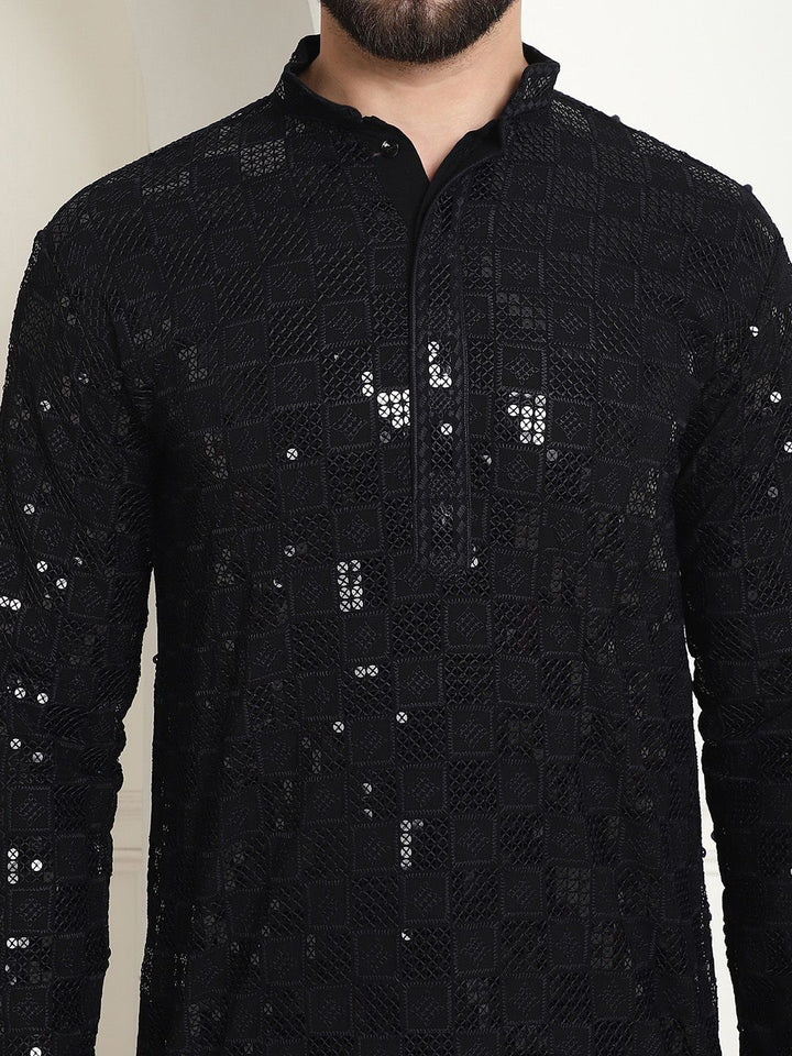 SOJANYA Kurta Kapas Tulen Bersulam Labuci dengan Churidar