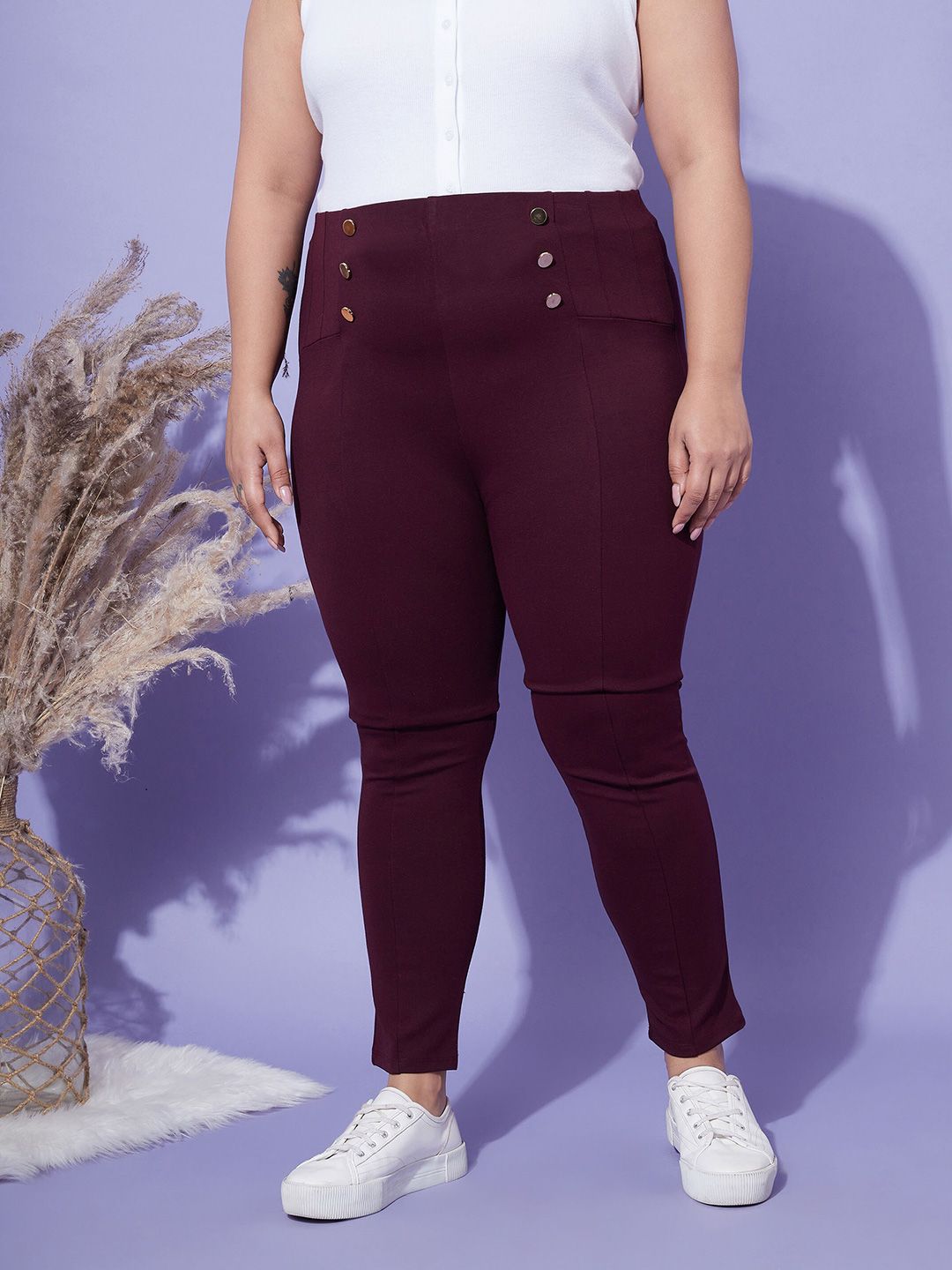 SASSAFRAS Curve Women Plus Size Mid-Rise Slim Fit Jeggings