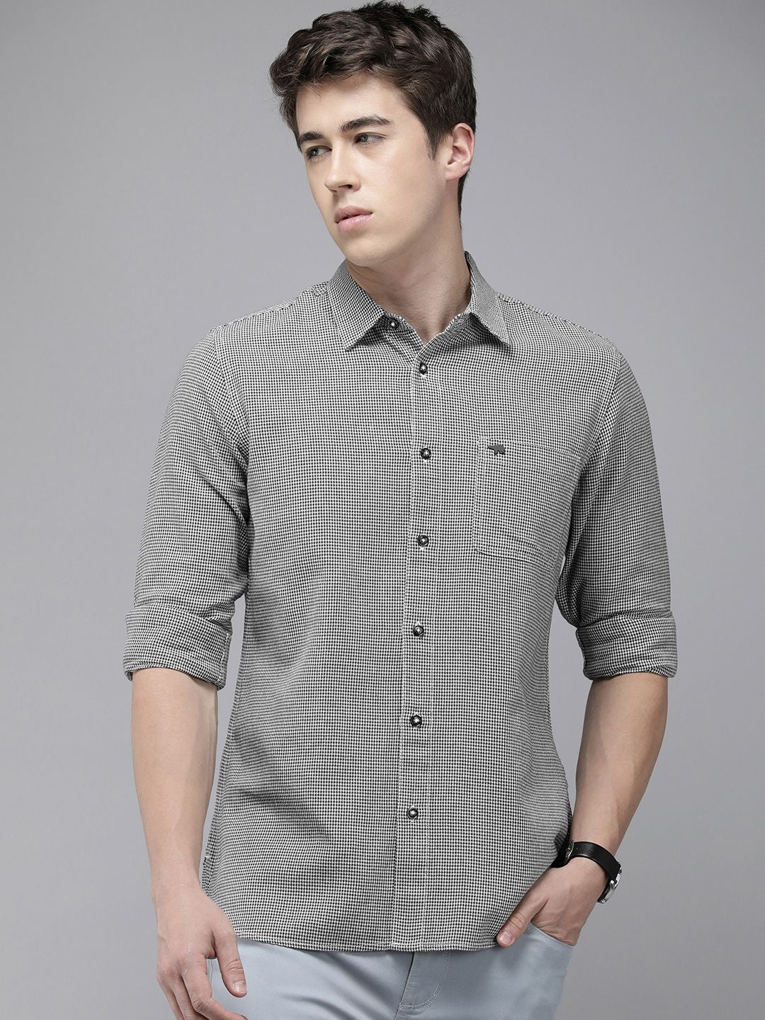 THE BEAR HOUSE Men Slim Fit Opaque Houndstooth Checked Pure Cotton Casual Shirt