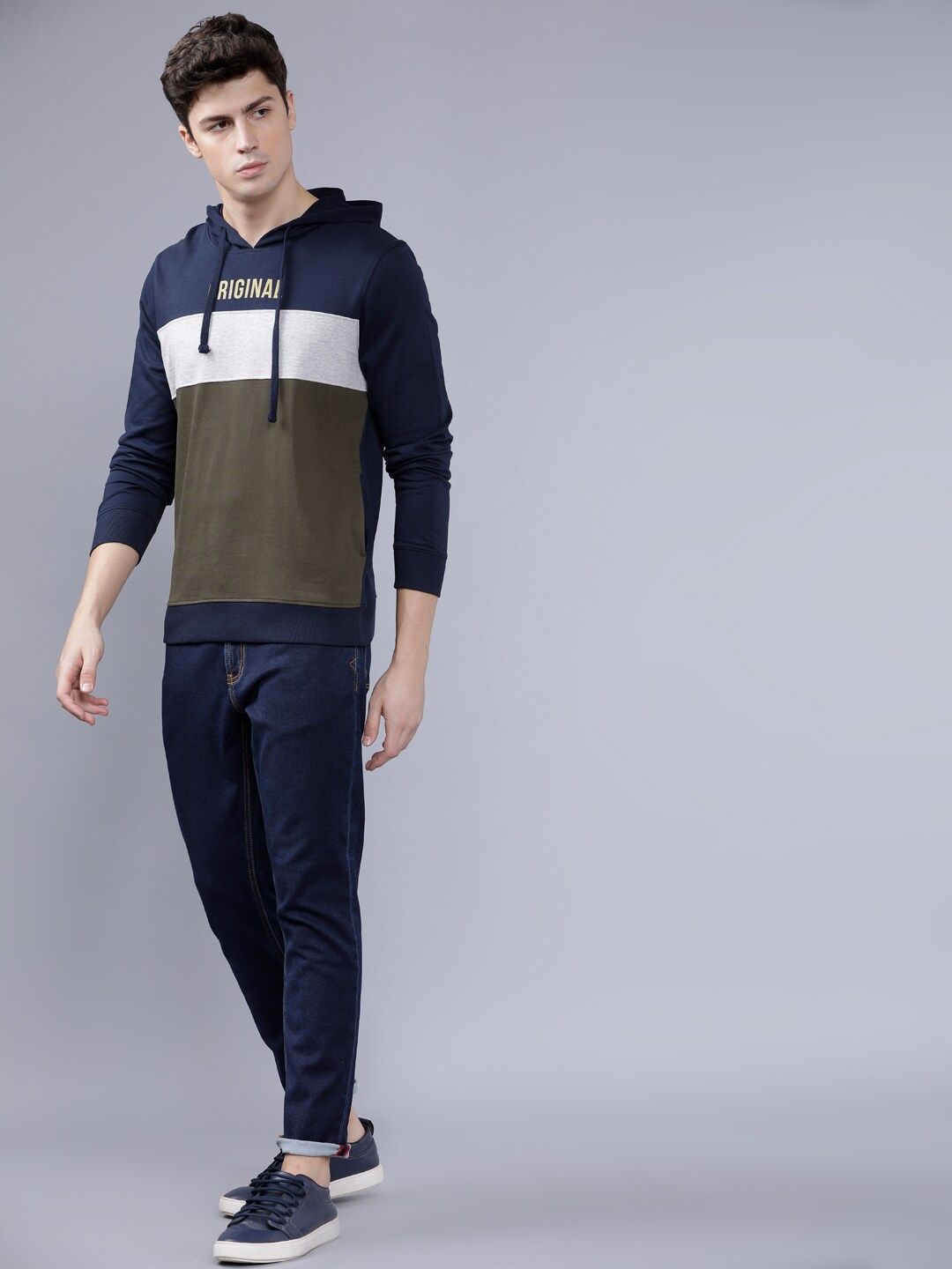 The Indian Garage Co Men Olive Green & White Colourblocked Hooded Sweatshirt
