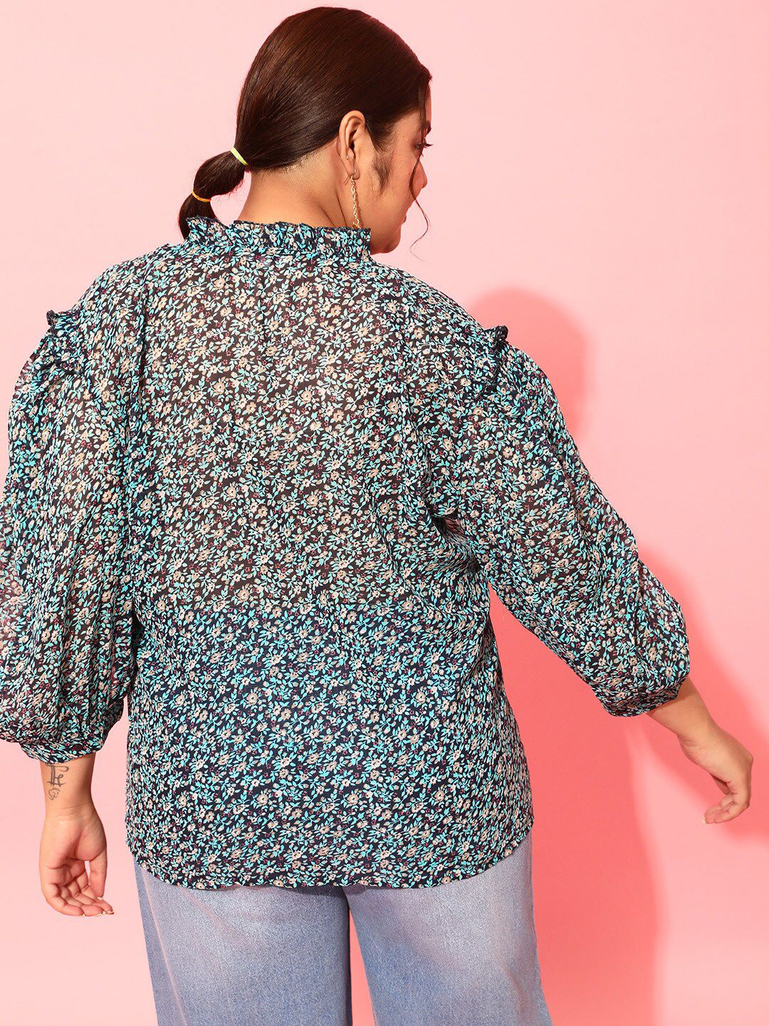 CURVY STREET Plus Size Floral Printed Puff Sleeves Satin Top