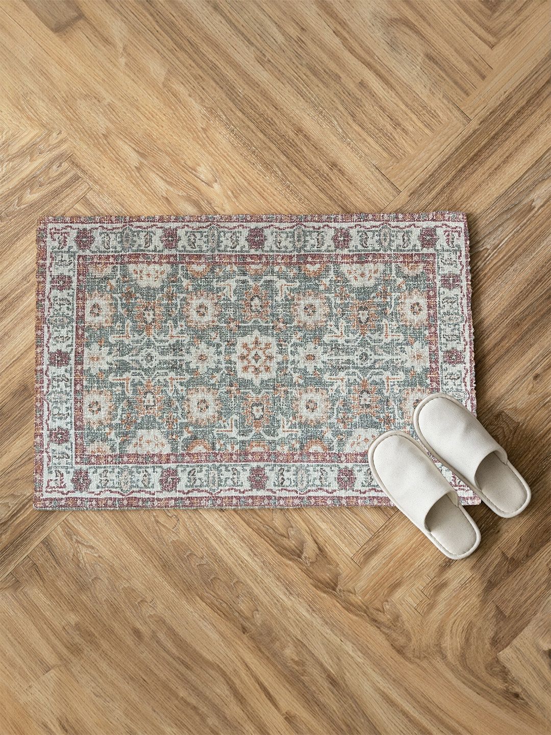URBAN SPACE Green & White Ethnic Motifs Printed Vintage Anti-Skid Carpet