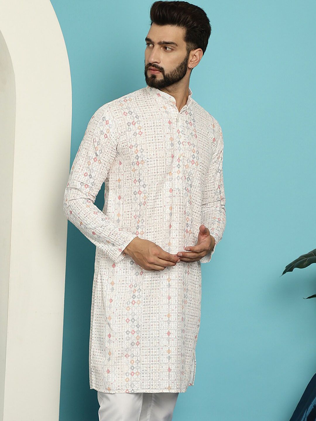 SOJANYA Geometric Printed Thread Work Kurta