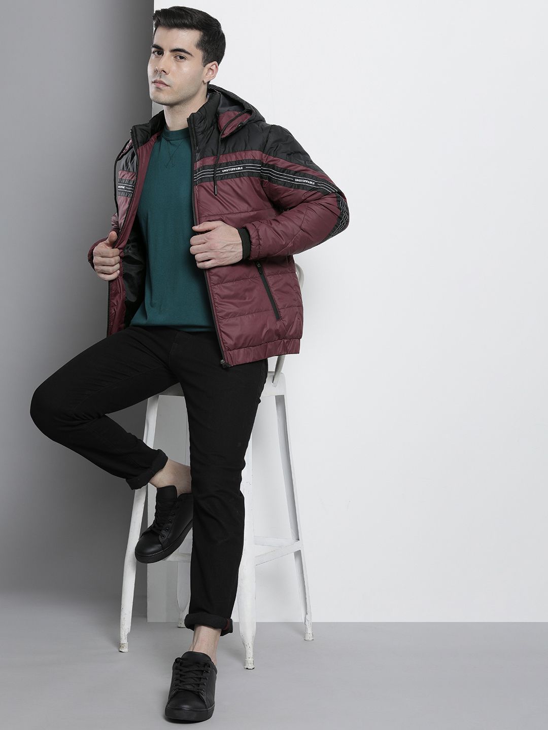 The Indian Garage Co Men Colourblock Zip-Front Hooded Puffer Jacket