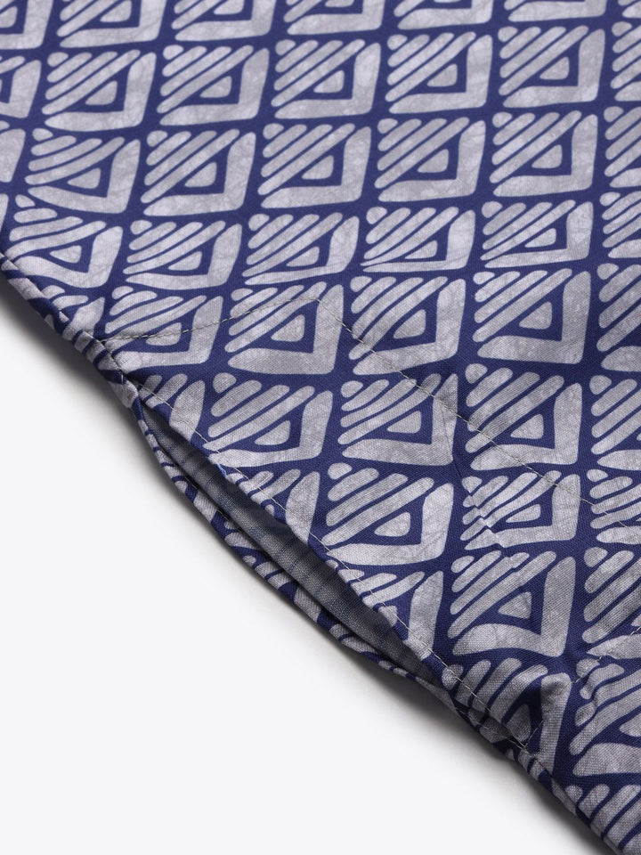 SOJANYA Men Off-White & Blue Cotton Geometric Printed Straight Kurta