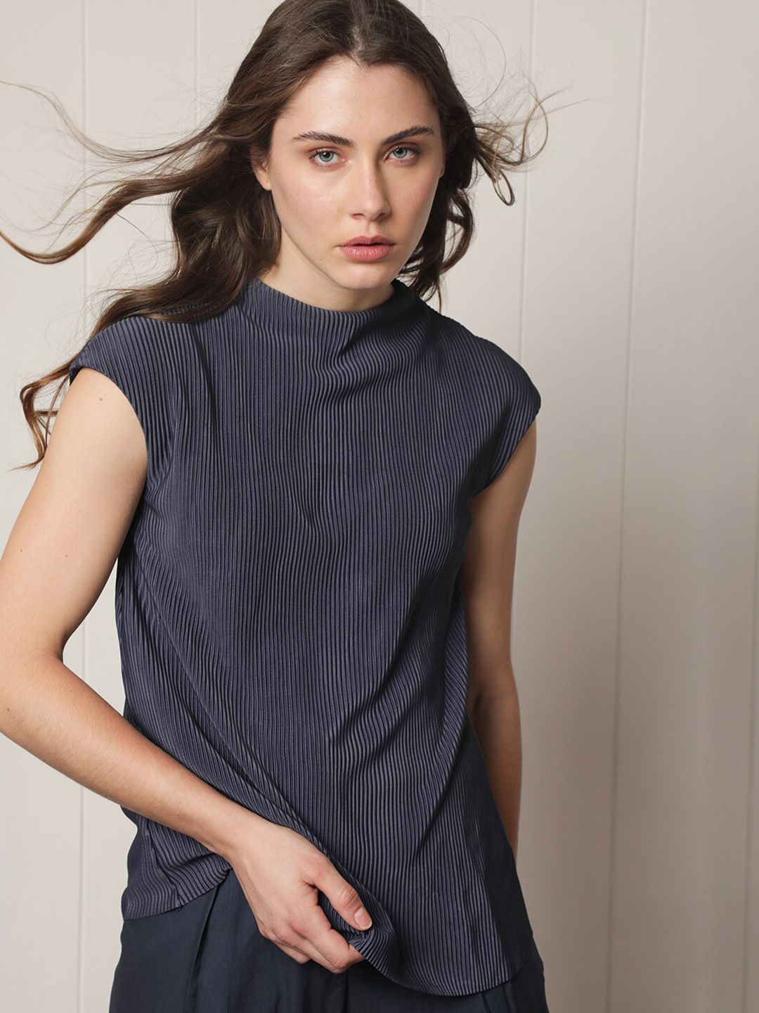 RAREISM Extended Sleeves High Neck Regular Top