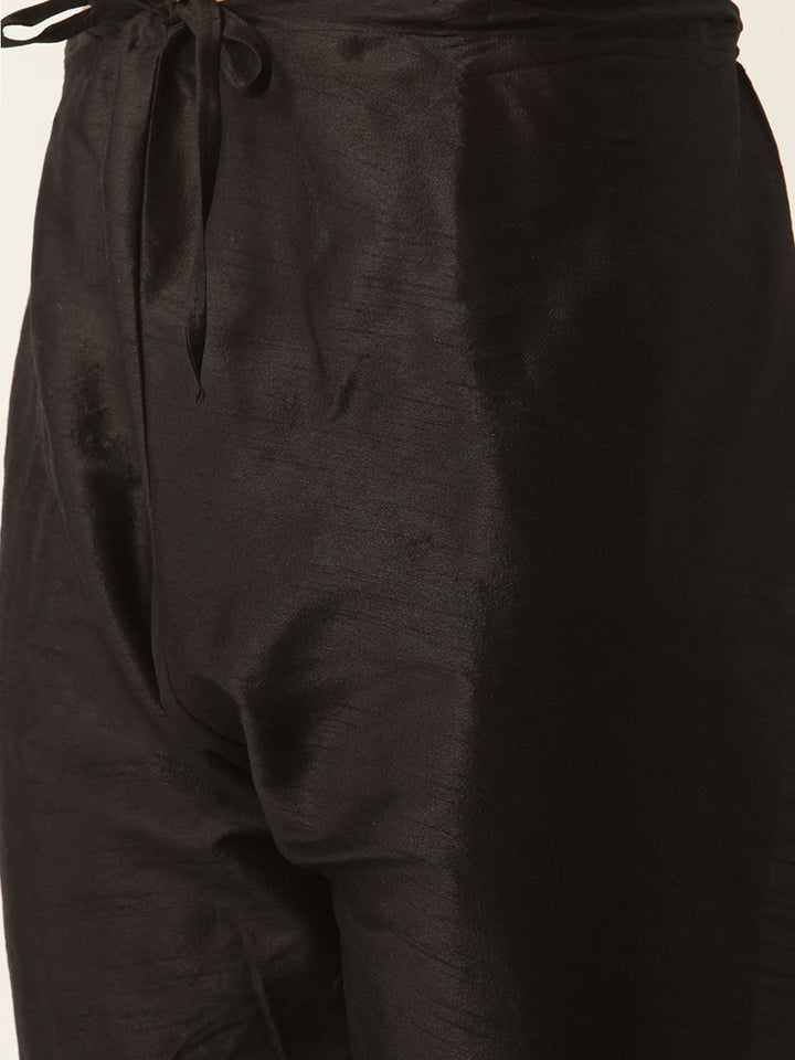 SOJANYA Men Black & Golden Kurta with Churidar