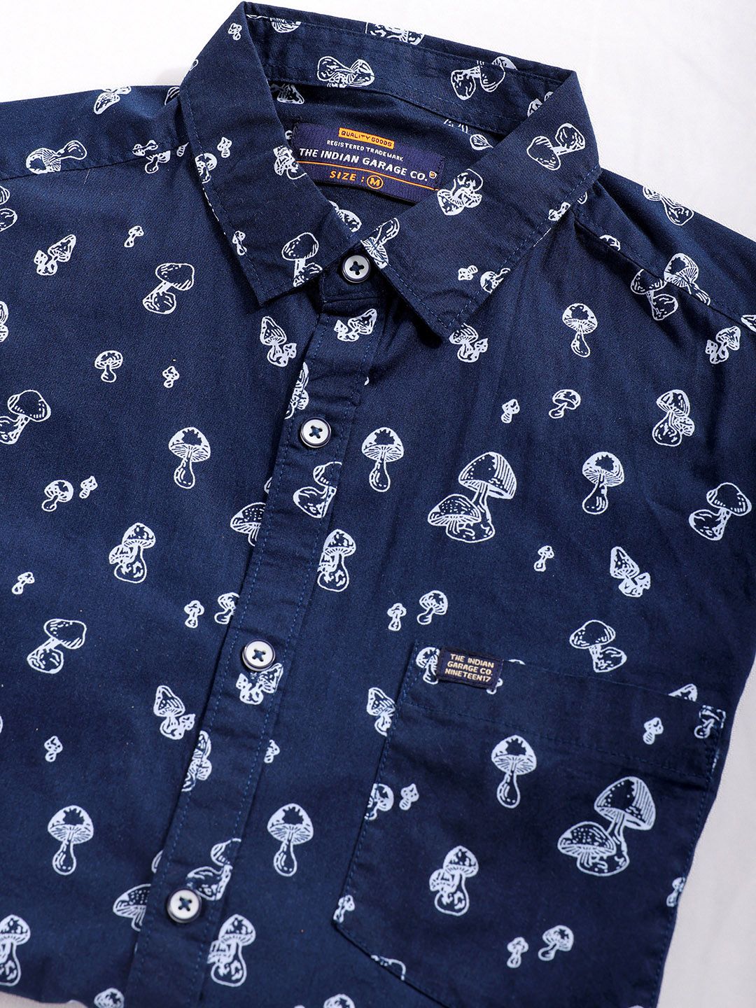 The Indian Garage Co Slim Fit Opaque Printed Pure Cotton Casual Shirt