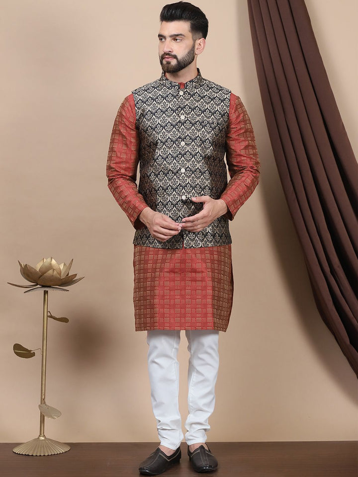 Anouk Geometric Woven Design Kurta Lurus Biasa Dengan Jaket Churidar & Nehru