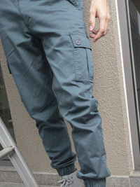 The Indian Garage Co Men Grey Slim Fit Solid Cargos Joggers