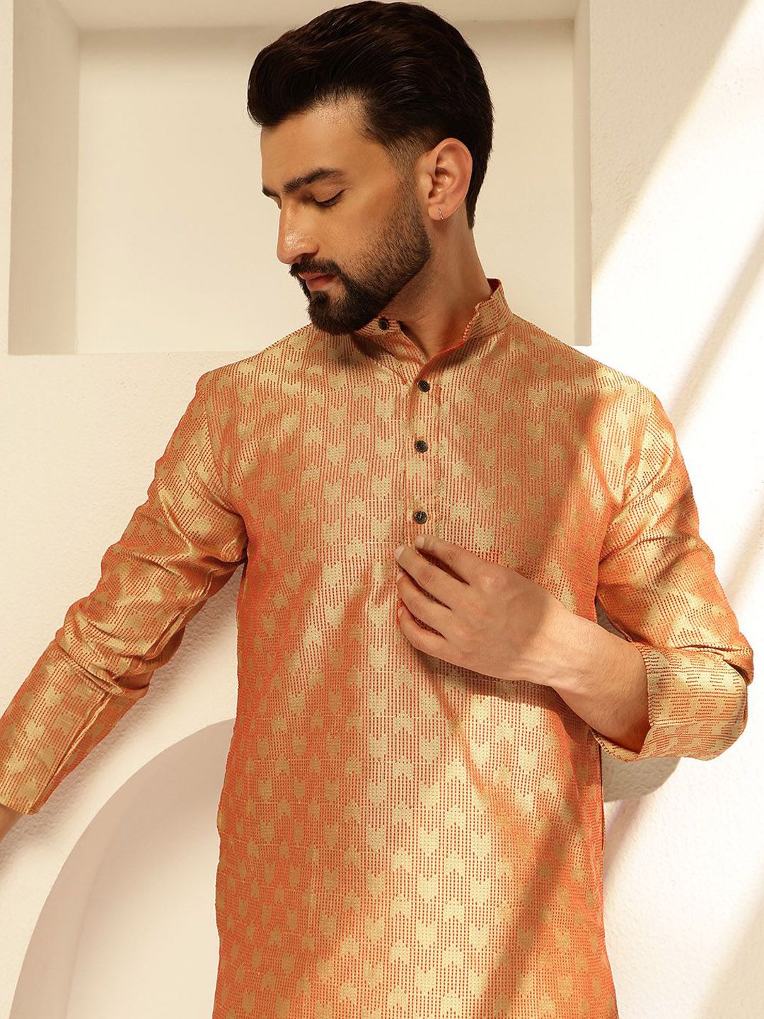 SOJANYA Rekaan Tenunan Kolar Mandarin Kurta Lurus
