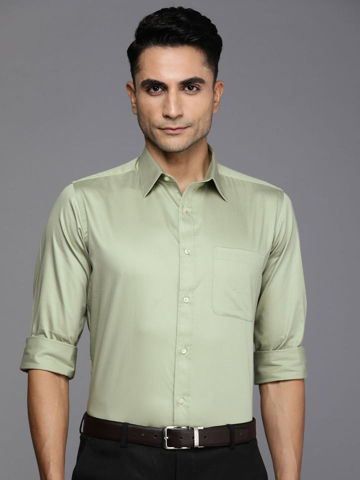 Raymond Pure Cotton Slim Fit Solid Formal Shirt