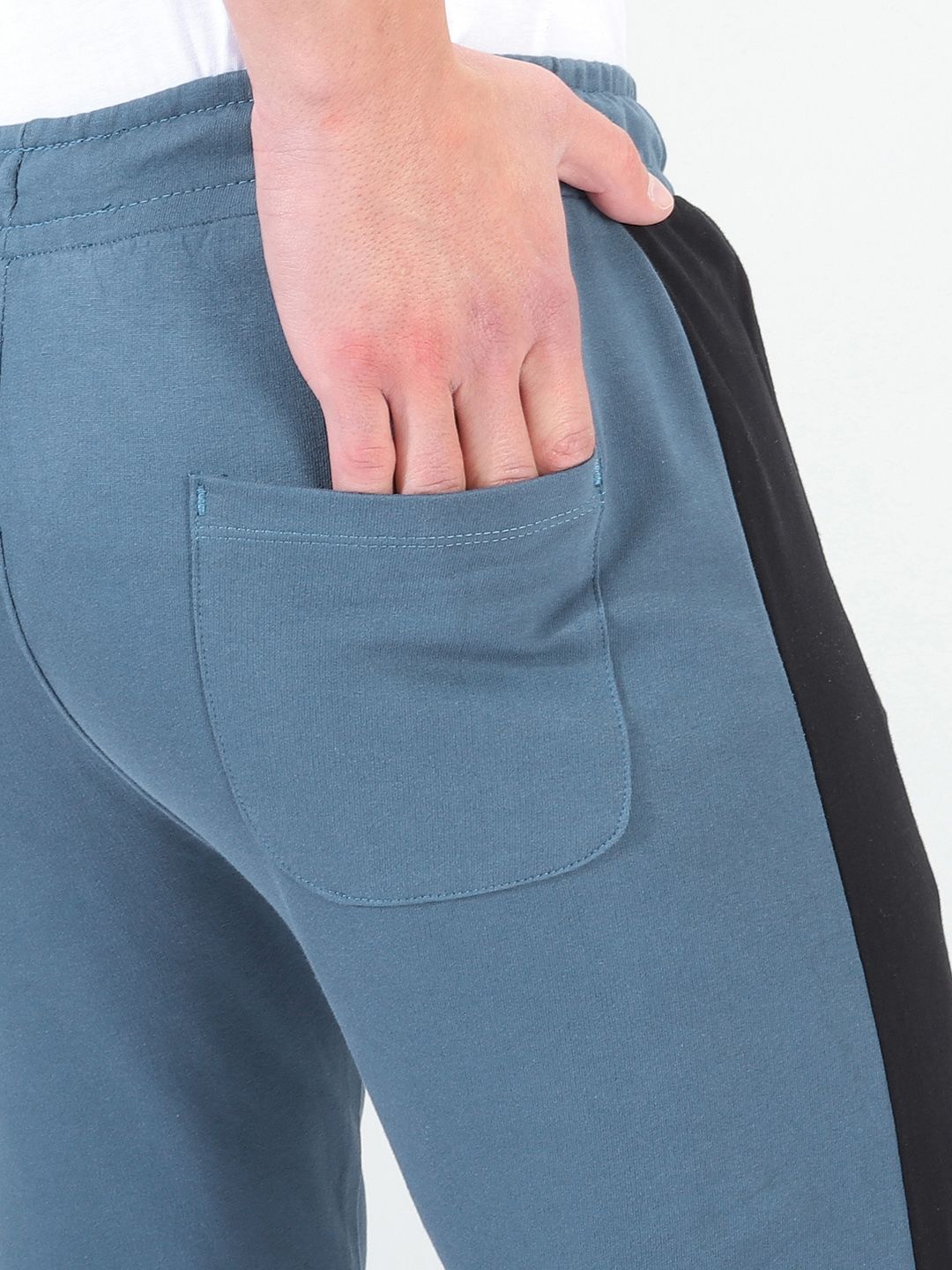 The Indian Garage Co Men Teal Blue & Black Colourblocked Slim-Fit Joggers