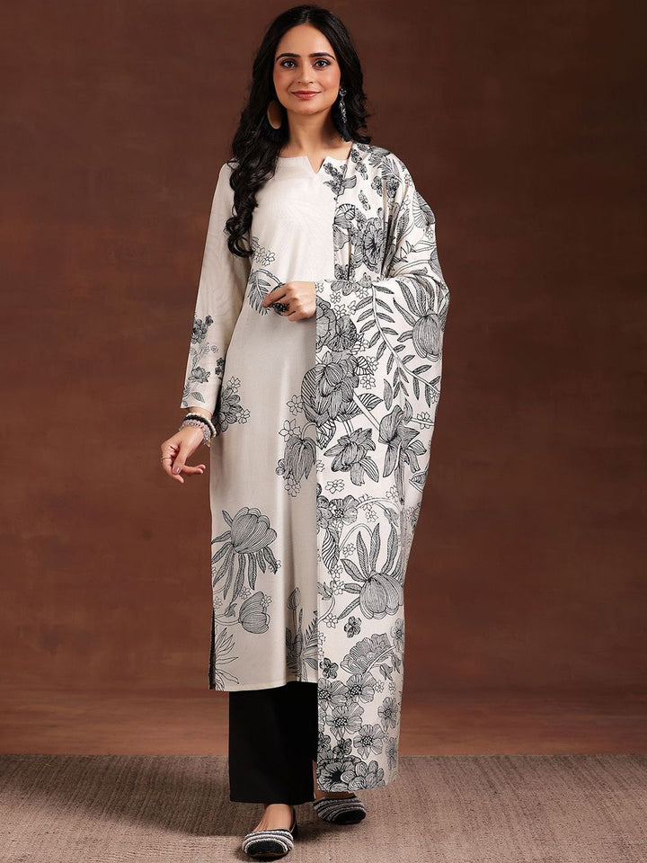 Libas Women Floral Printed Regular Kurta with Trousers & With Dupatta