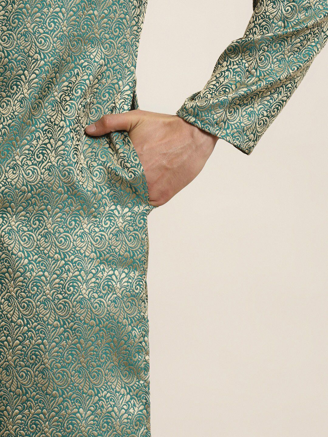 SOJANYA Woven Design Mandarin Collar Silk Cotton Kurta
