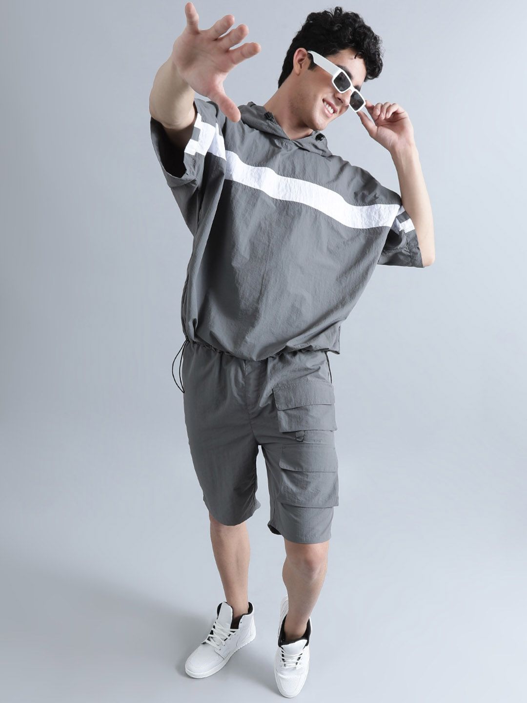 Bene Kleed Men Crushed Nylon Cargo Shorts