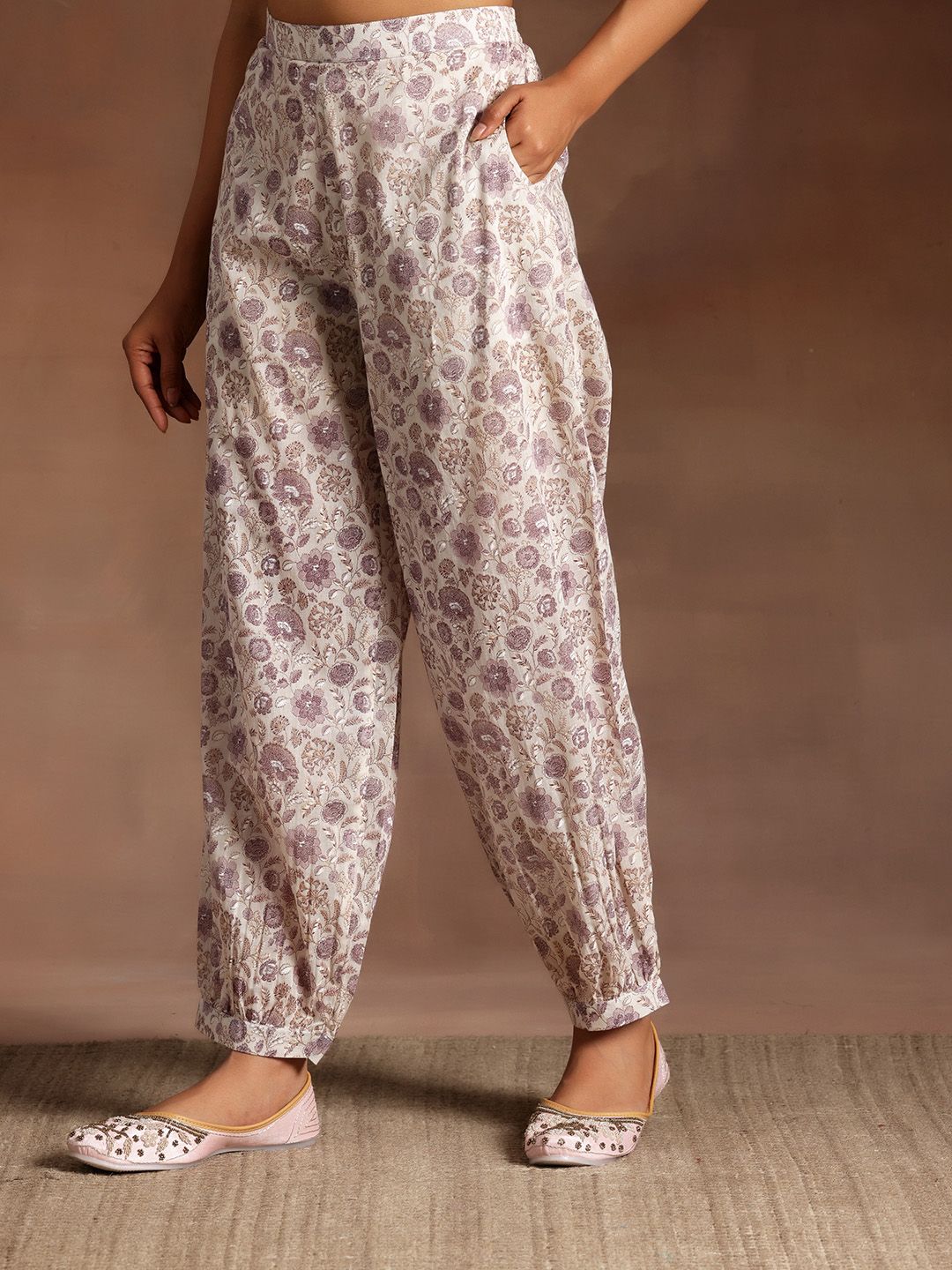 Libas Women Floral Printed Thread Work Pure Cotton Kurta with Salwar & With Dupatta